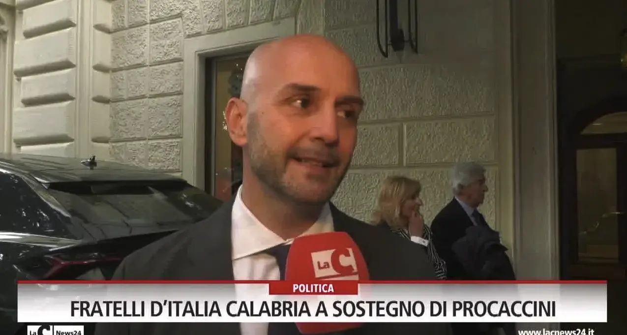 Europee, Fdi incontra la comunità calabrese del Lazio per costruire «un ponte» (elettorale) tra le due regioni