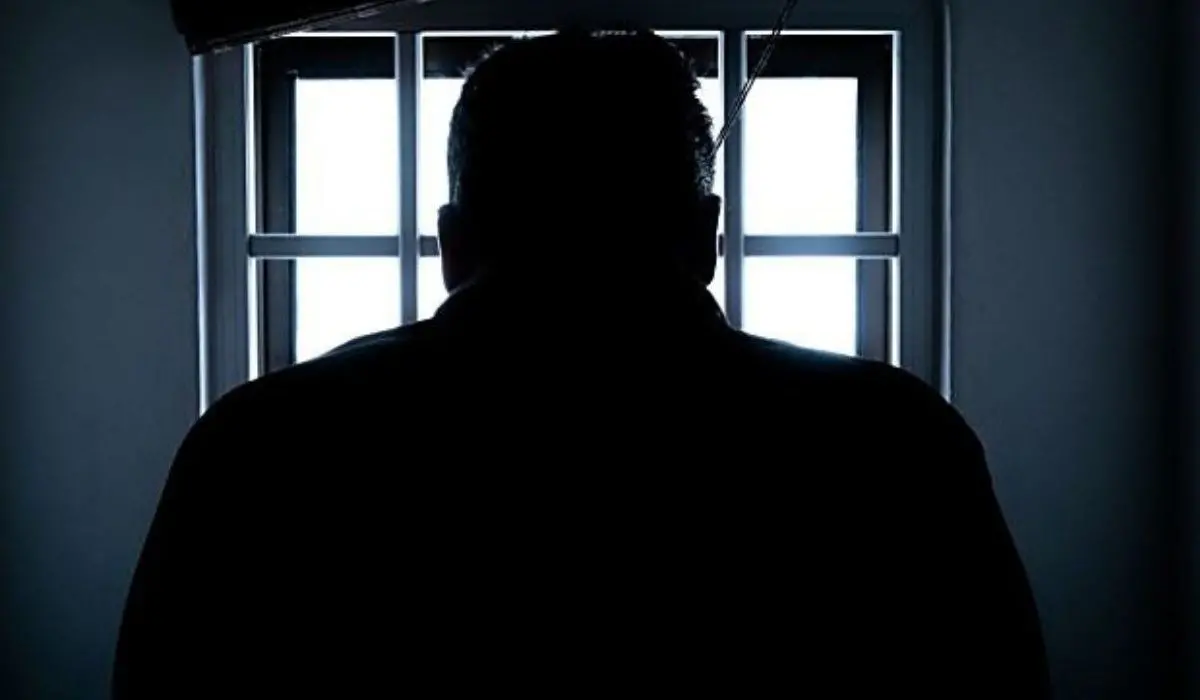 Pentiti che si incontrano nella stessa località protetta, scoppia il caso a Reset