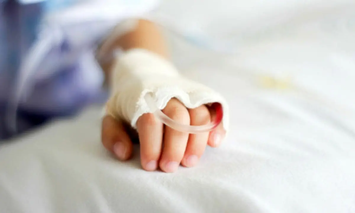 Santiago, il bimbo travolto da un cancello a Guardia Piemontese, respira da solo