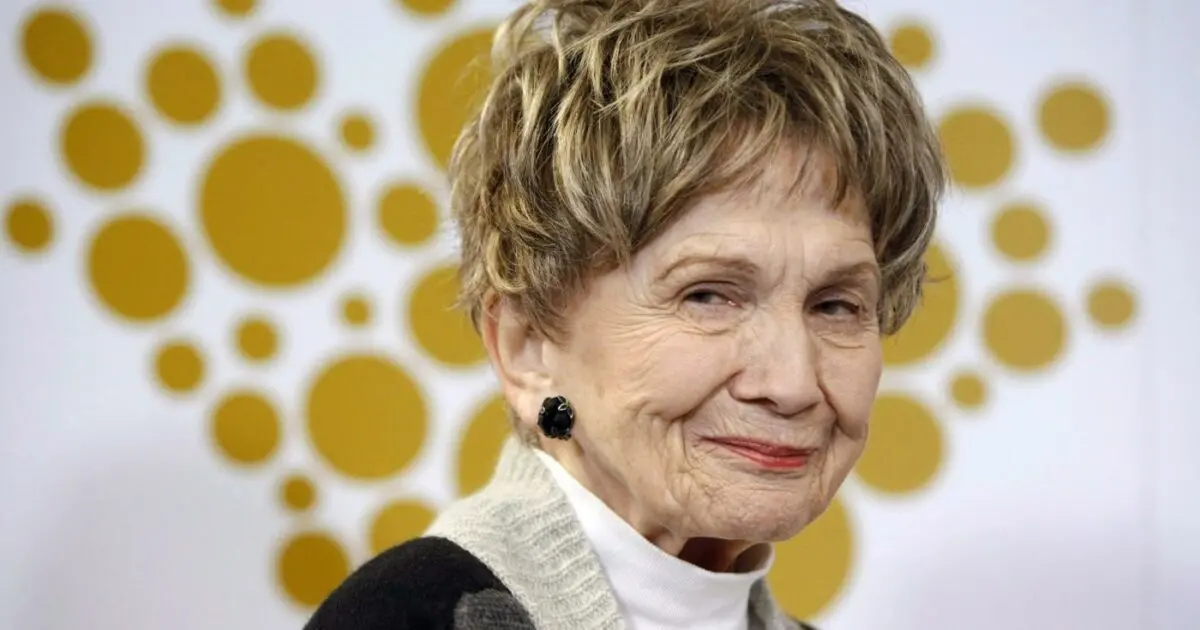Bufera sulla scrittrice Alice Munro. La figlia la accusa di aver taciuto gli stupri del patrigno