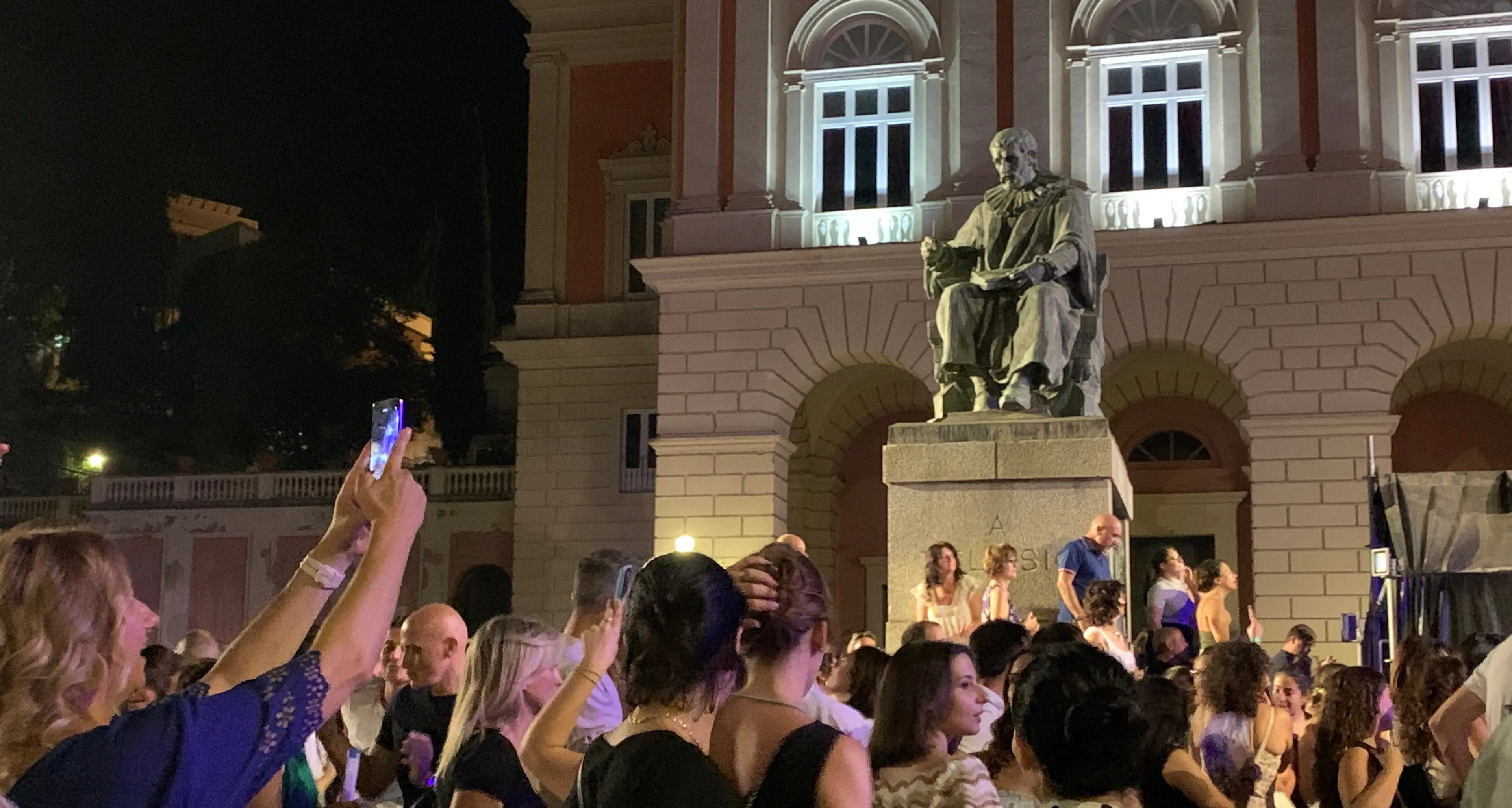 Festa anni '90, la città vecchia di Cosenza tra festa e rimpianto