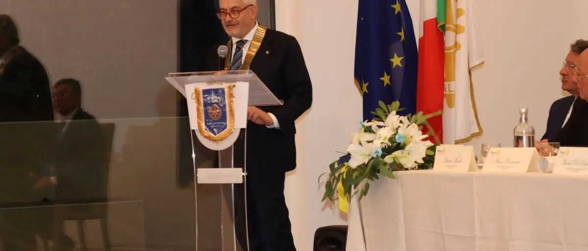 Rotary Club Cosenza, il nuovo presidente è l'avvocato Mario Stella