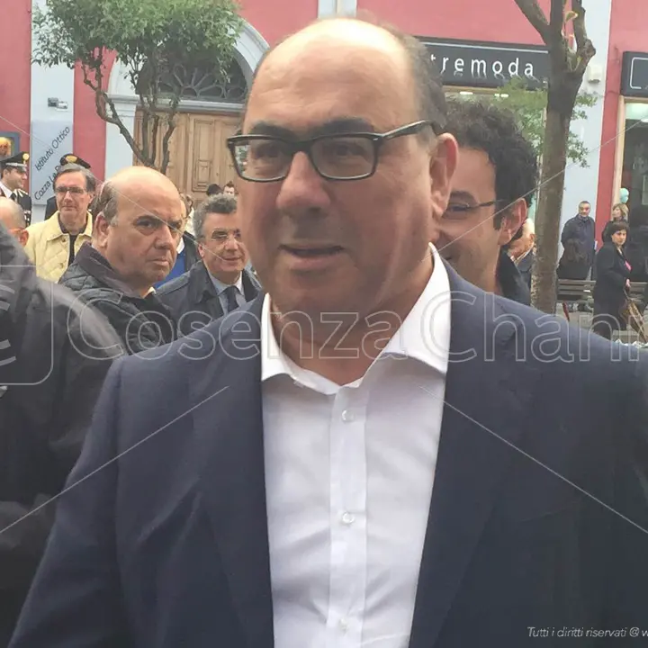 Cosenza, Guccione attacca l'Asp: «Pezza peggiore del buco»