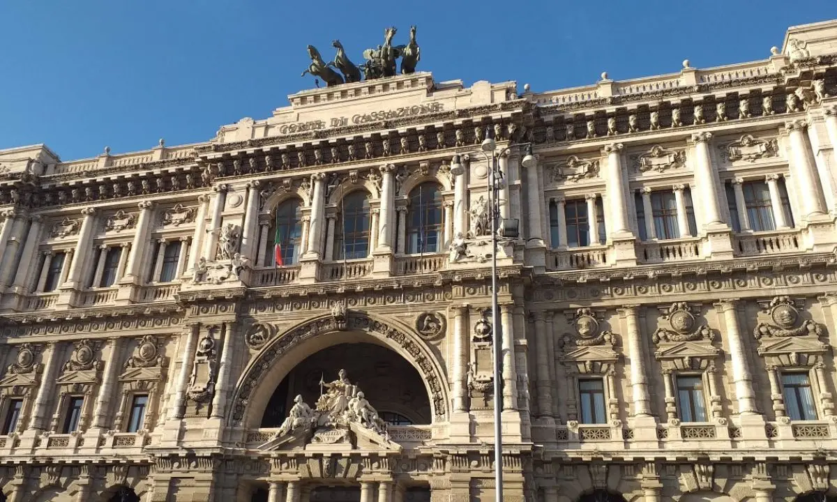 Ricusazione del giudice Giacchetti, inammissibili i ricorsi presentati da dieci imputati di Reset