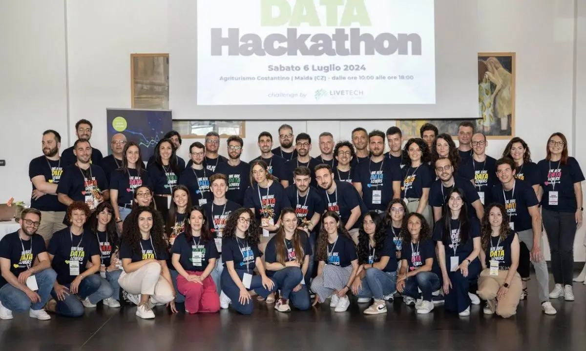 Data Hackathon, concluso il master dell'Unical a Lamezia
